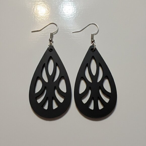 Elegant Shield 3D Printed Teardrop Earrings .925 - Picture 2 of 4
